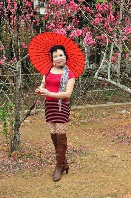 Ů