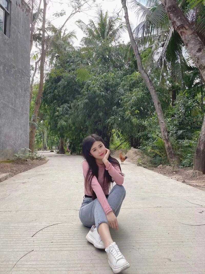 й