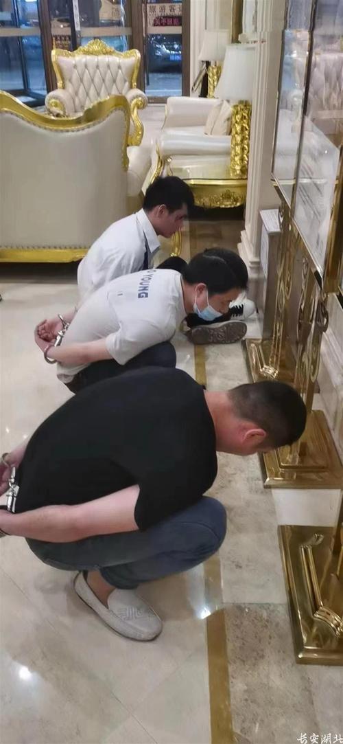 人HǮ