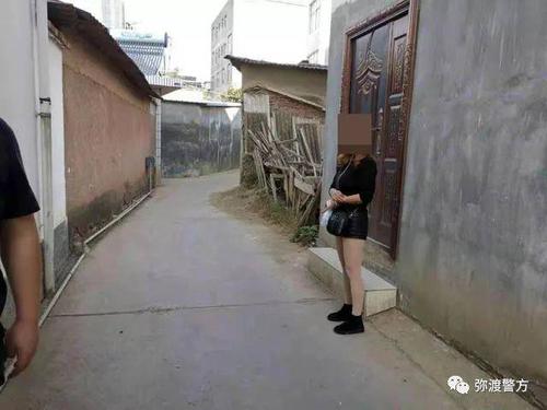 СH