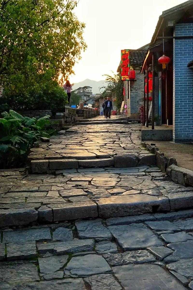 峿,͸ʯ·